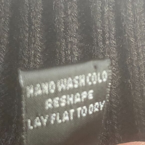 Vintage ESCIO Korean Knit Faded Black Cable Asymmetrical Collar Sweater Poncho - Picture 9 of 12